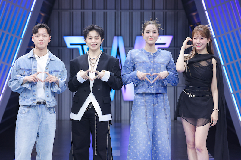 Nữ hoàng vũ đạo đường phố tăng sức nóng