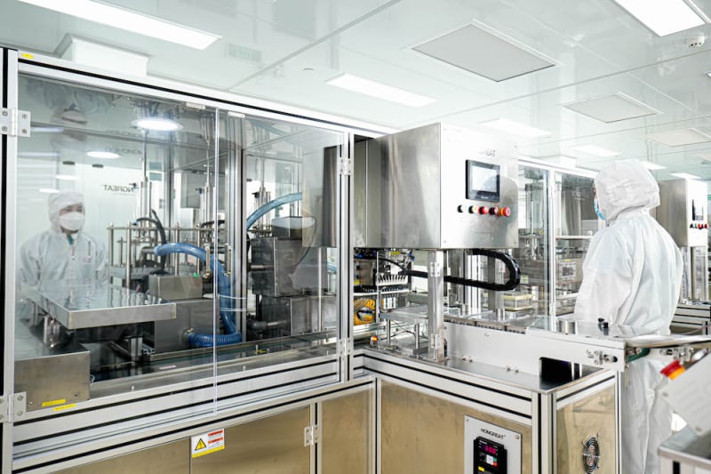 Doanh nghiệp sản xuất dụng cụ y tế công nghệ cao: Thời cơ và thách thức